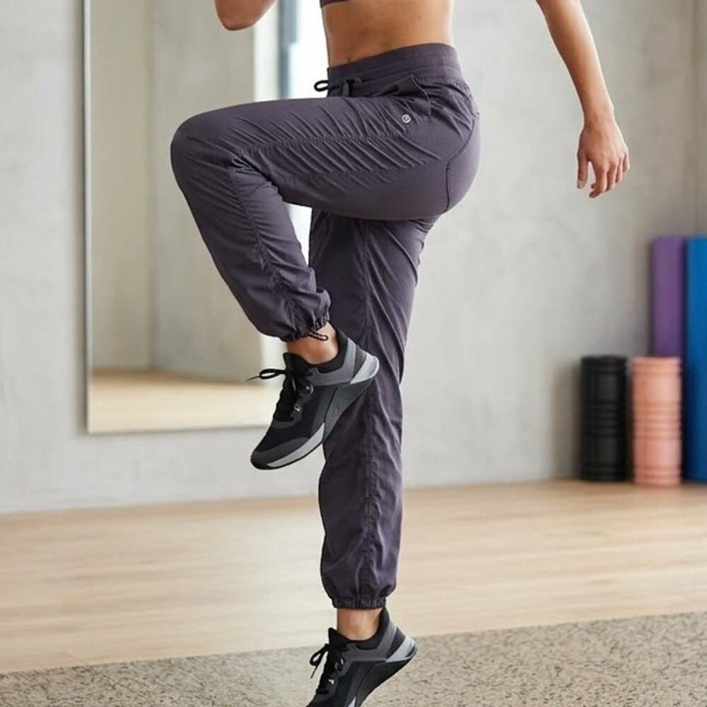 Lululemon Athletica Dance Studio Mid Rise Graphite Grey Pants Size 6